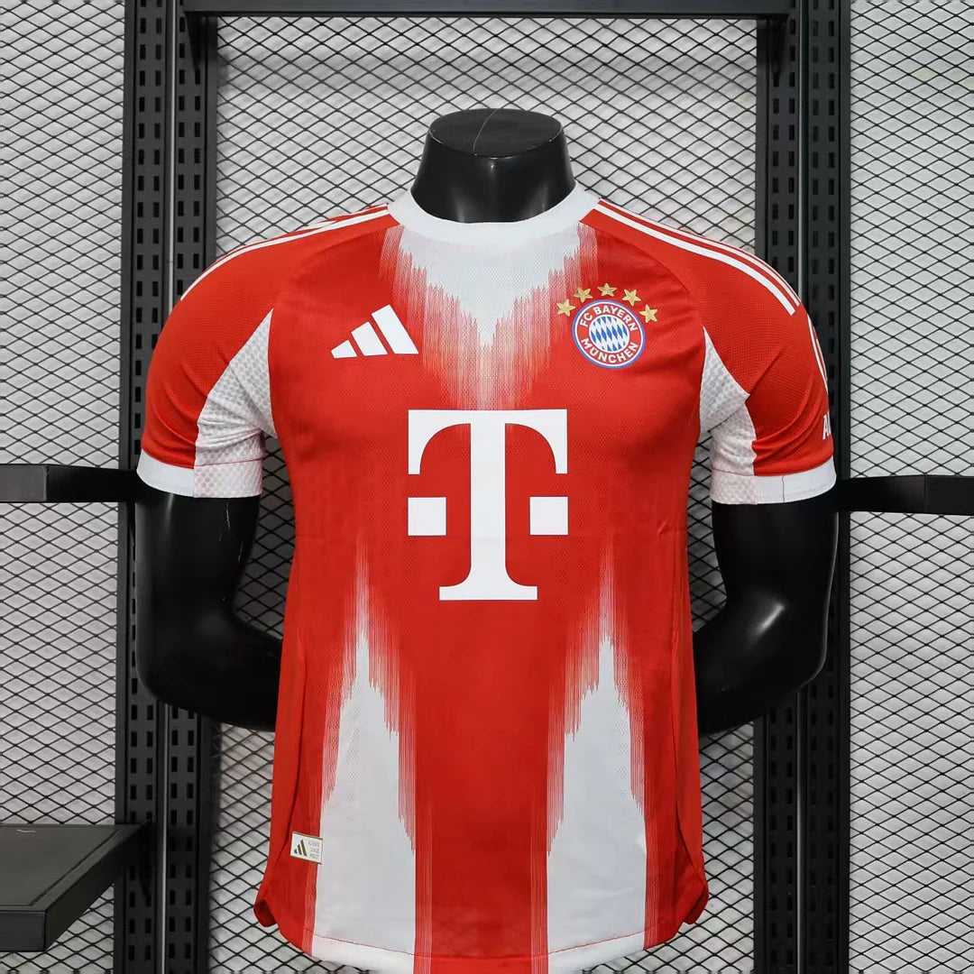 Bayern domácí dres