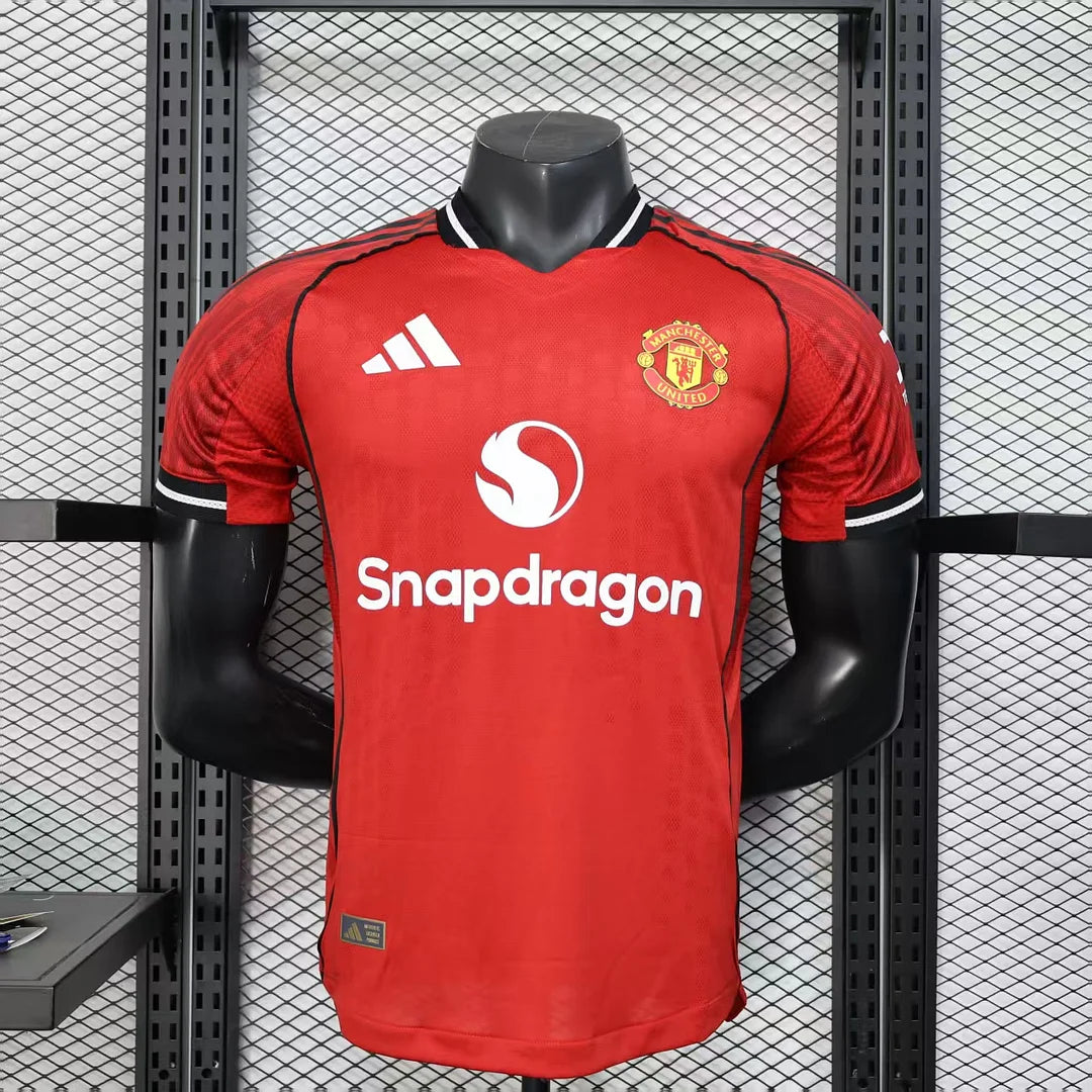 Manchester United domáci dres