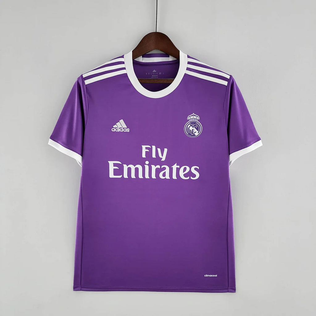 Real Madrid retro dres 2016/17