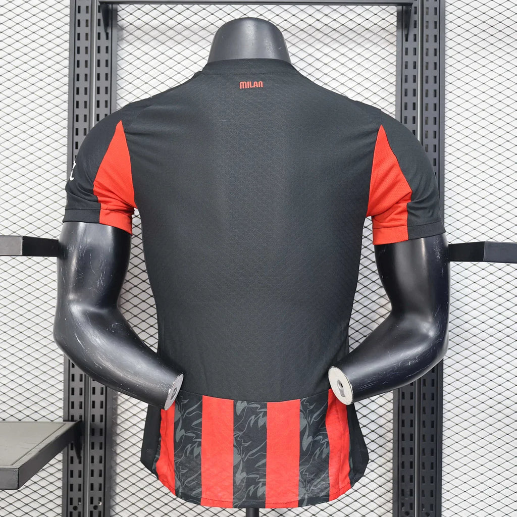 AC Miláno domáci dres