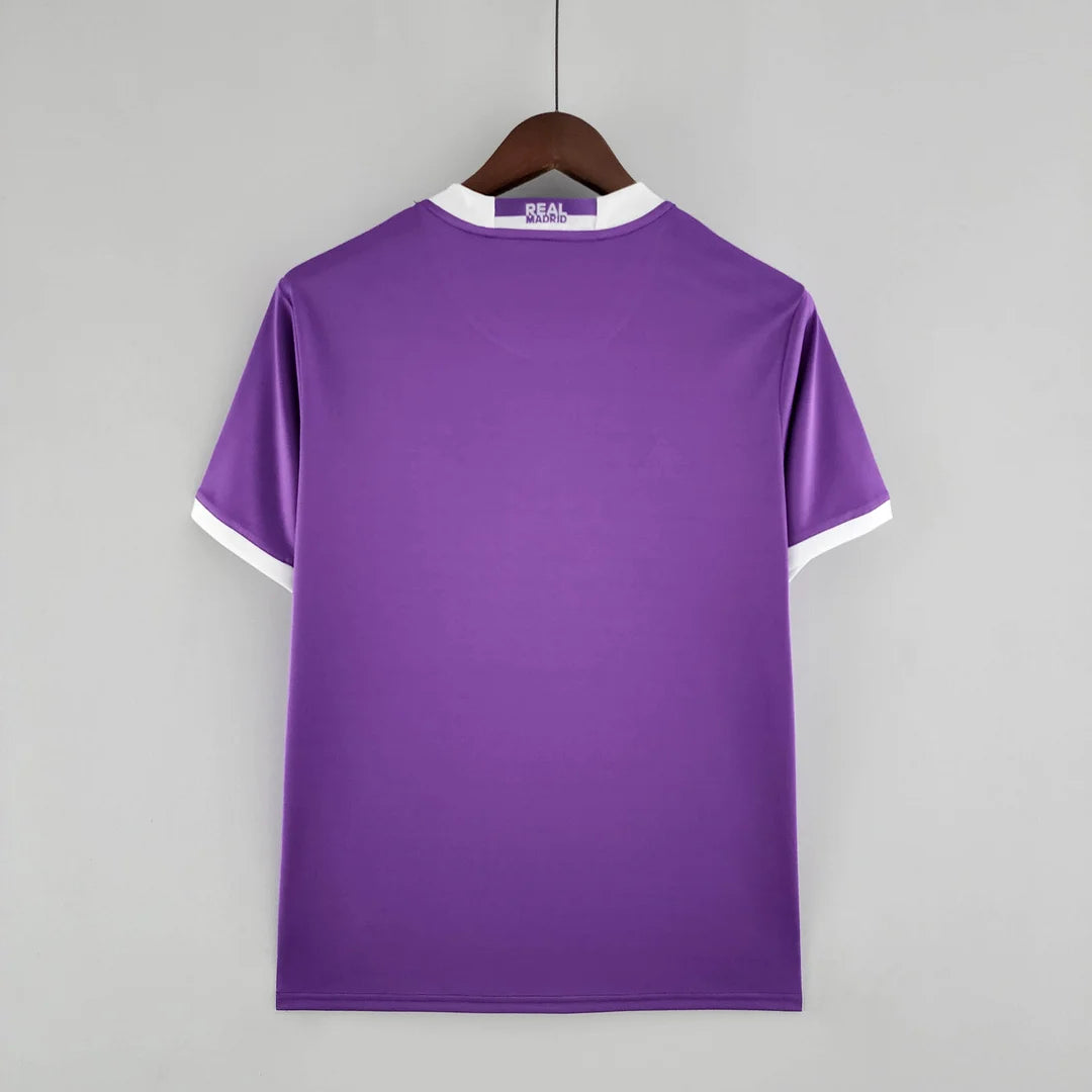 Real Madrid retro dres 2016/17