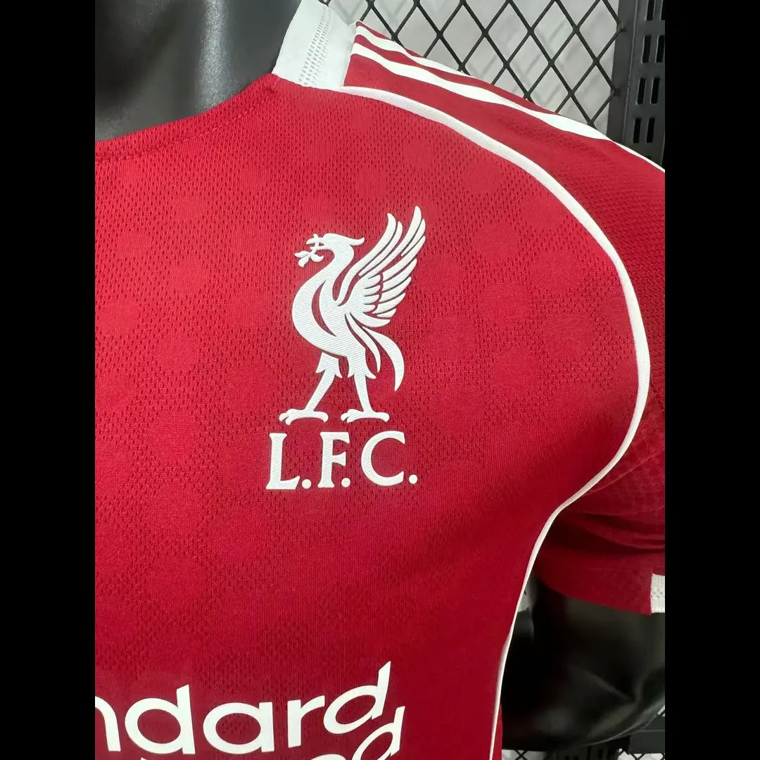 Liverpool domáci dres
