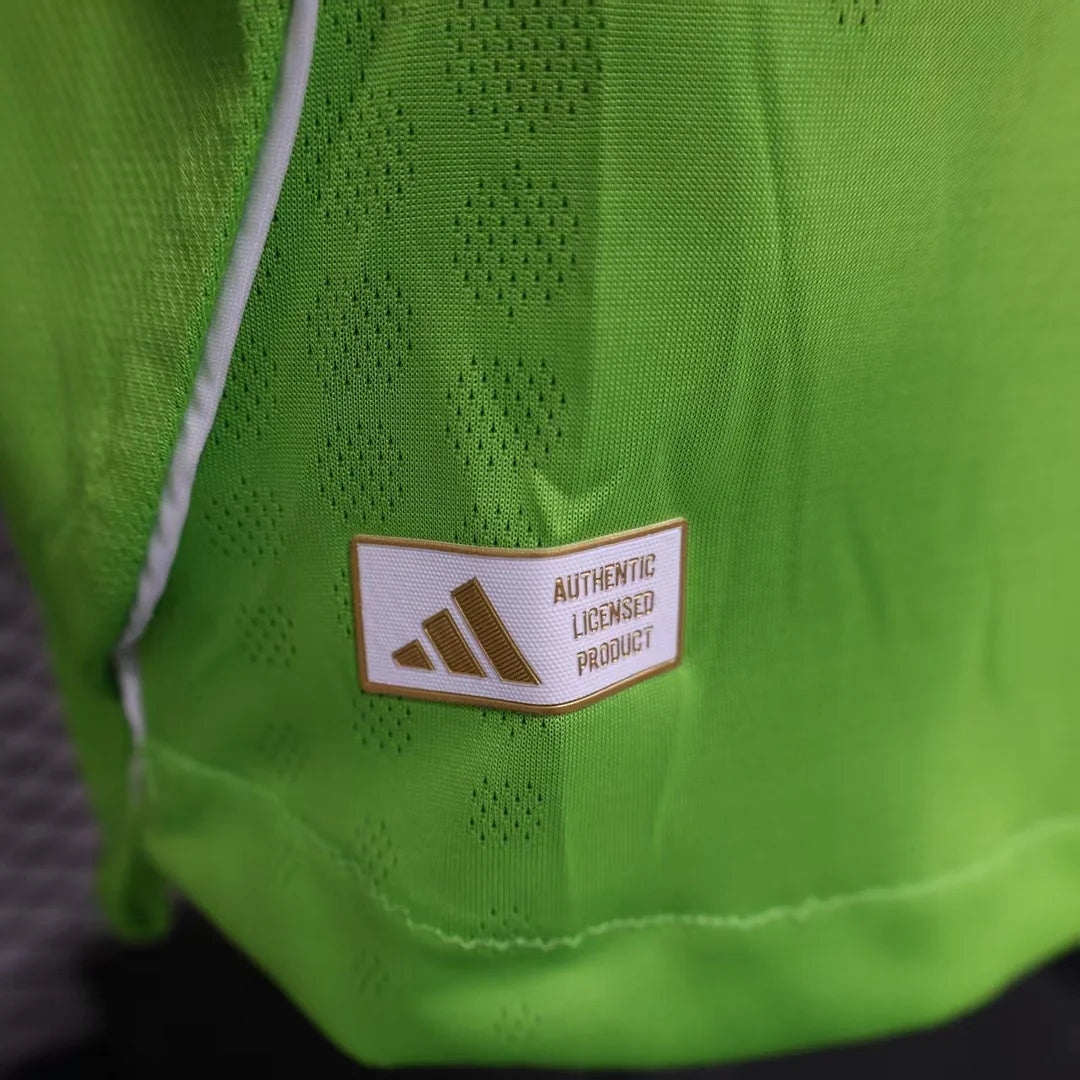 Fulham hosťovský dres