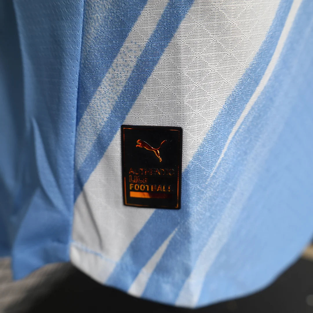 Manchester City domáci dres