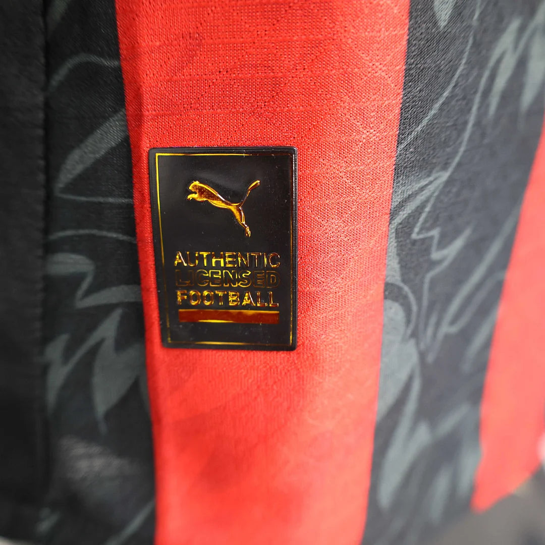 AC Miláno domáci dres